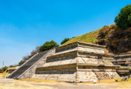 乔鲁拉大金字塔景点图片