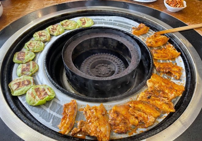 春耕野菜馆(湖滨路店)