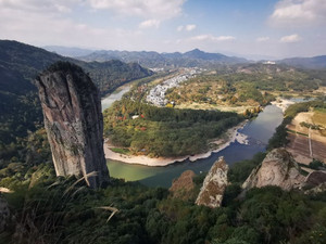 仙都景区游记图文-仙都风景区美如画----朱潭山，鼎湖峰，小赤壁