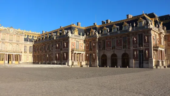 凡爾賽公共圖書館