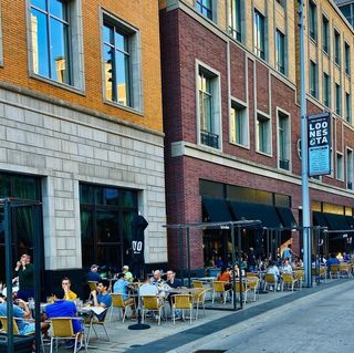 吃喝玩乐在明尼 | 看餐厅名不敢进系列 就藏在The News Room