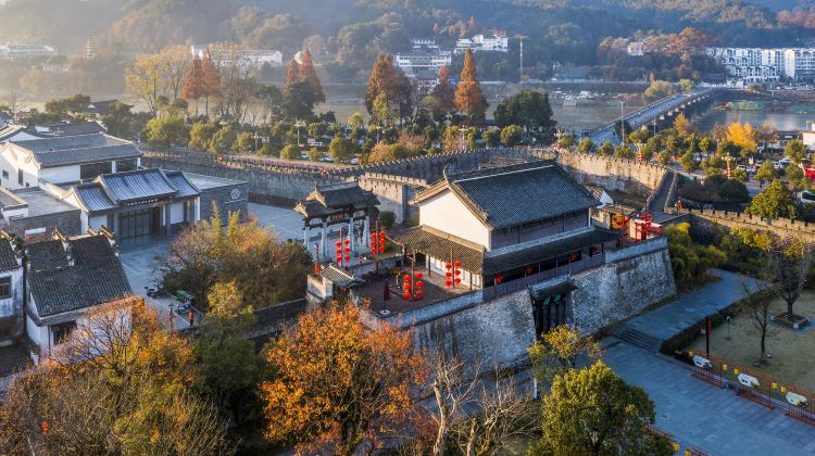 5-Day 5-day 4-night · Private Tour · Huangshan Scenic Area + Hongcun Village + Xidi + Huizhou Ancient Town