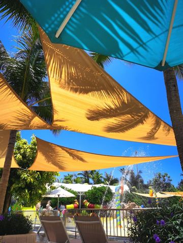 去三亚吧，那里有最蔚蓝的愉悦