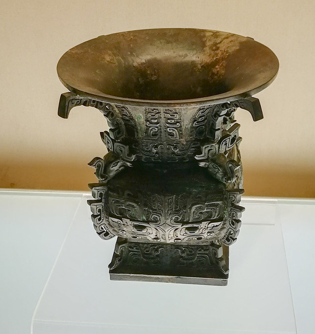 古銅器 收藏【古銅銀 嵌玉石 山海經 雲龍獅王 熏香爐 龍騰四海