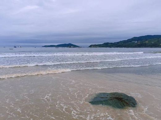 月亮湾沙滩