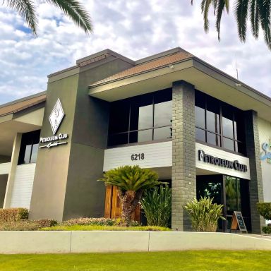 Petroleum Club At Sundale