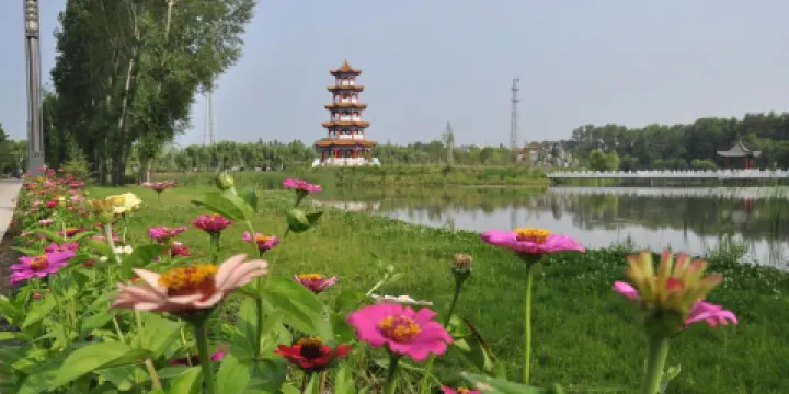 丁玲公園