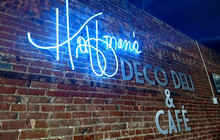 Hoffman's Deco Deli & Cafe餐厅图片