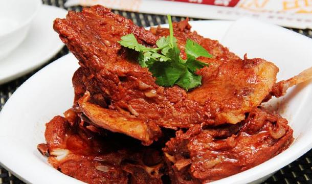 95号酱骨·一块豆腐(展春园西路店)