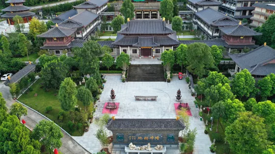 西充縣鳳凰山圭峯禪院