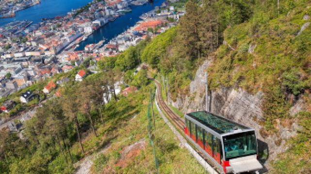 弗洛伊恩山索道缆车