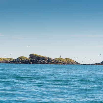 斐济+瓦努阿图瓦图岛+斐济 Cloud 9水上酒吧+蓝洞（塔纳岛）+亚苏尔火山7日6晚私家团