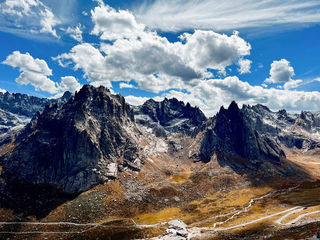 川西“指环王”——莲宝叶则,集人间、仙境、魔界于一身的中土世界!