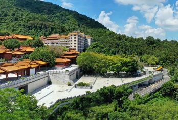 大梅沙海滨公园+中英街+仙湖植物园+弘法寺+东门步行街一日游【粤升级：可市区上门接+可预约旅拍+自愿选择当地美食小吃+可VIP私人订制小包团】