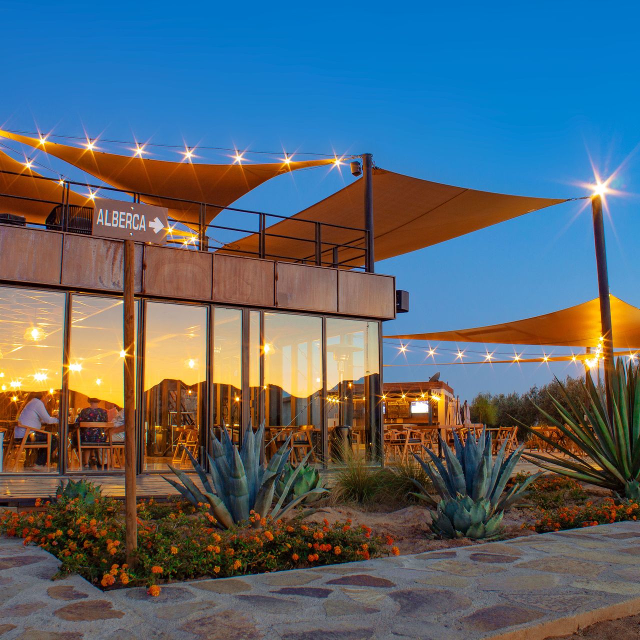 Almatierra Restaurant餐厅图片