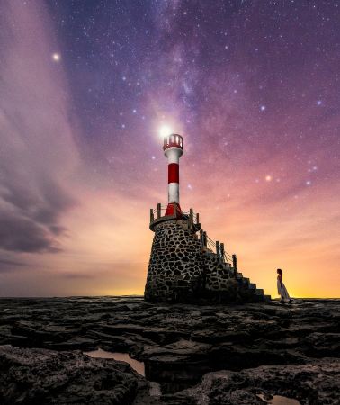 5D4N • Weizhou Island + Beihai: 24-hour Butler Service. Take you to stroll along the Silver Beach, explore the mangrove forest, pick shells by the sea or create artistic sand paintings