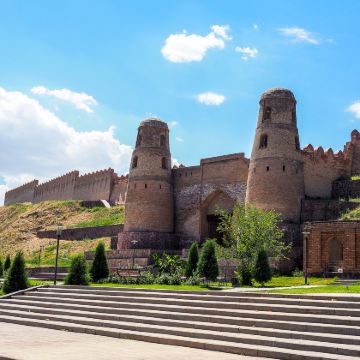 吉萨尔古城半日游