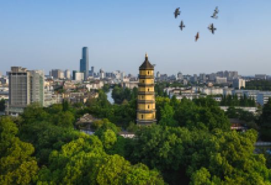 宝塔山公园景点图片