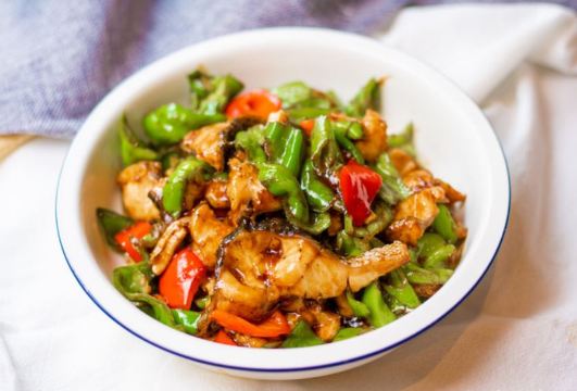 老妈烧菜馆·牛板筋大王(苗栗路店)