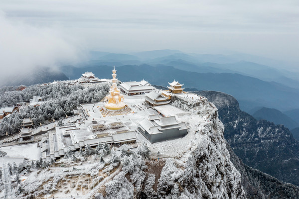 冬季的峨眉山，风景好迷人