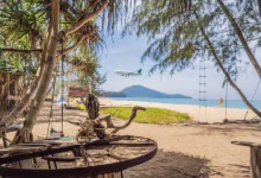 迈考海滩景点图片