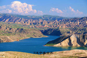 海南藏族自治州游记图文-青海龙羊峡今年火了，引来很多歌星，四天三晚游玩攻略在这里