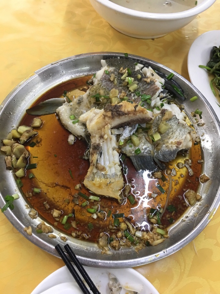 餐霞楼平价饭店餐厅图片