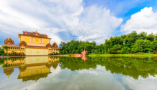 曼听御花园-景洪-文殊弥勒