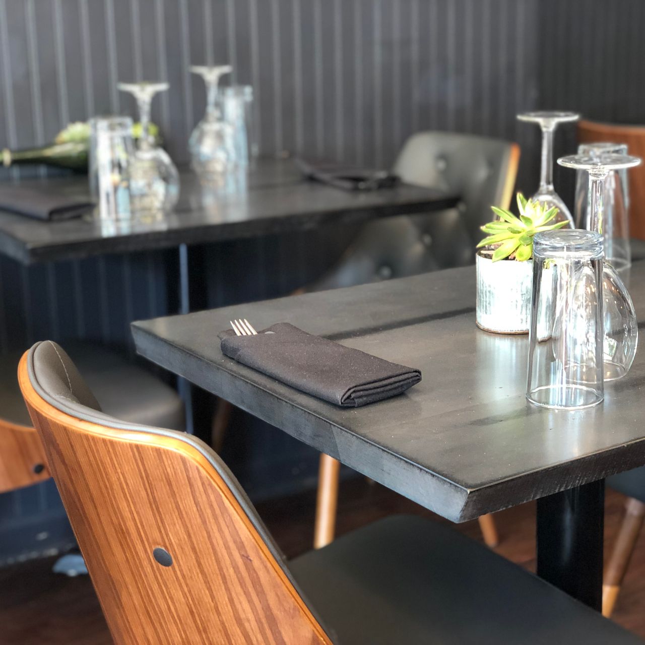 At The Table BYOB餐厅图片