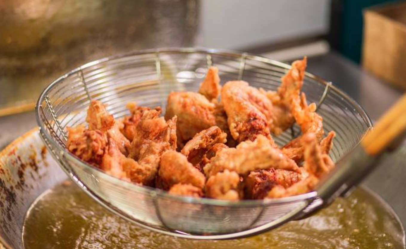 镇前街腐乳鸡翅·潮汕特色小吃