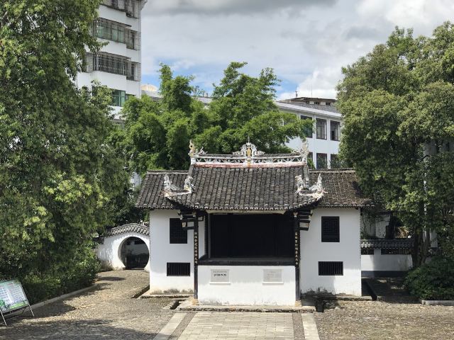 第一军规广场旅行图片 3