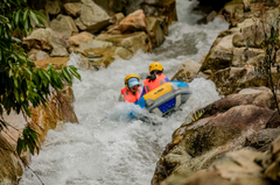 中牟游记图片] 杭州山湾湾激流