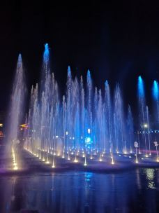 大雁塔北广场音乐喷泉-西安-凌之之