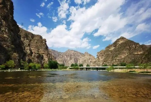 观北京罕见山水景区，尝十渡特色菜住网红迎宾农家院，这样才够味！