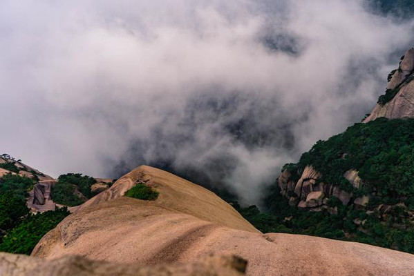 邂逅天柱山,体味安徽山水风情