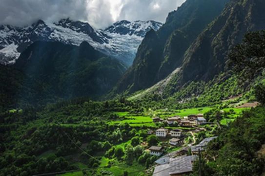 【达人带你去旅行】人均1000不到，带你玩转雨崩