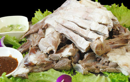 乌勒吉羊粪火自煮手扒肉饭店
