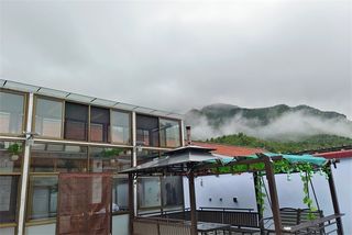 北京怀柔喇叭沟门林韵山居民宿，仅需2000包下整院，赏秋枫垂钓！