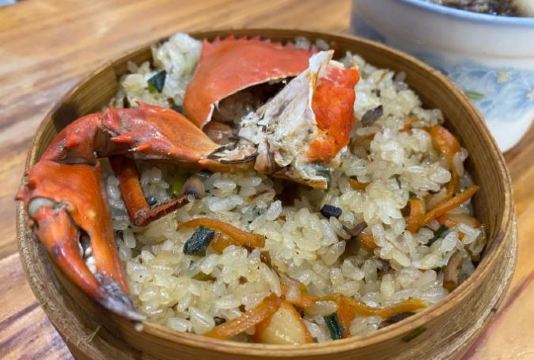 依家炖品鲟饭