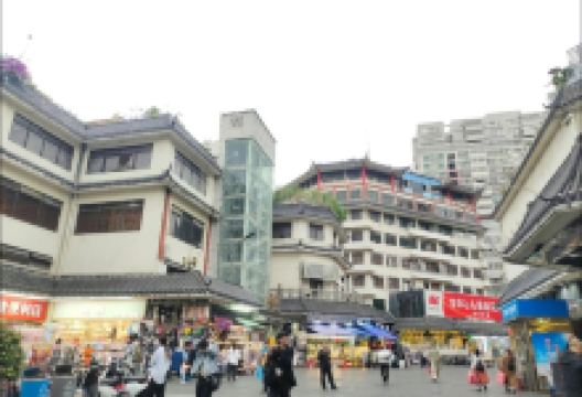城东商业街景点图片