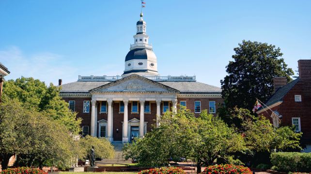 【Spring Break】12-Day Round Trip from New York·Hershey, Pittsburgh, Cincinnati, Nashville, New Orleans and Charleston | Breakfast Included | EWR Airport Pickup