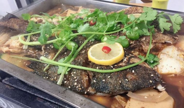 一家欢烧烤海鲜排档餐厅图片