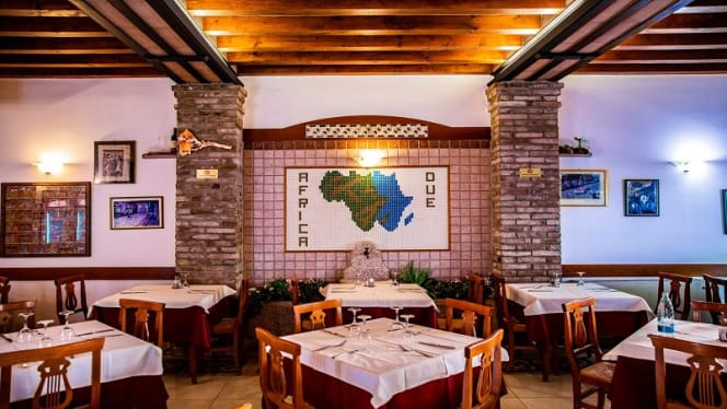Ristorante - Pizzeria Africa Due餐厅图片