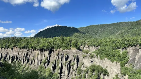 鴨綠江大峽谷