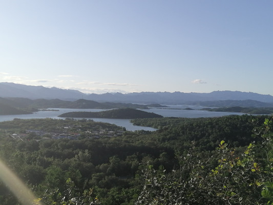 密云水库边的大石山森林公园