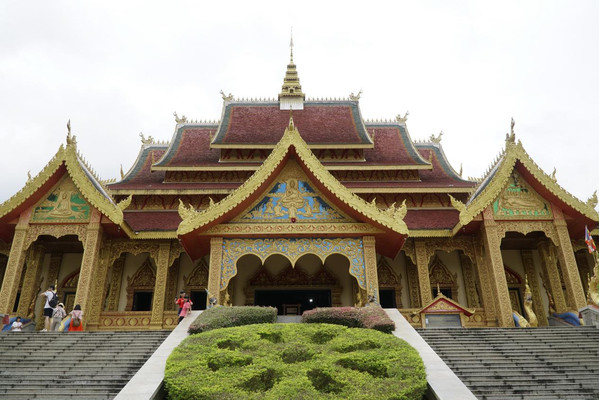 游勐泐大佛寺，领略不一样南传佛教文化