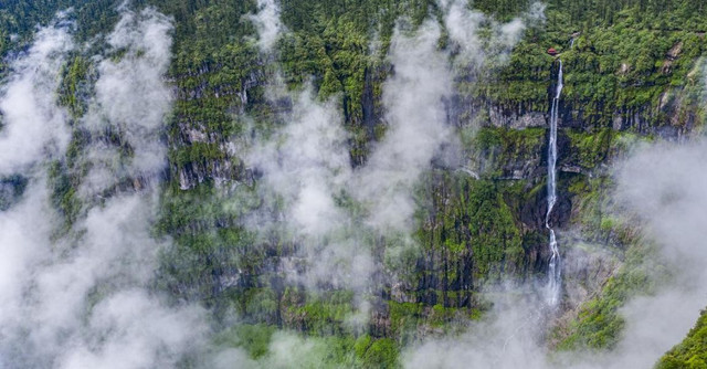 提前入夏！苍山绿水醉瓦屋，绿野仙踪入画来，开启秘境之旅！