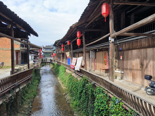下梅古村茶路缘  —“武夷秘境”系列之七