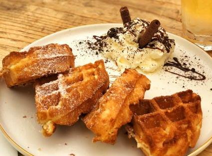 岩时书屋餐厅图片