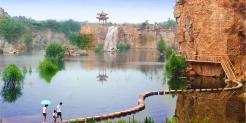 羊山古鎮軍事旅遊區